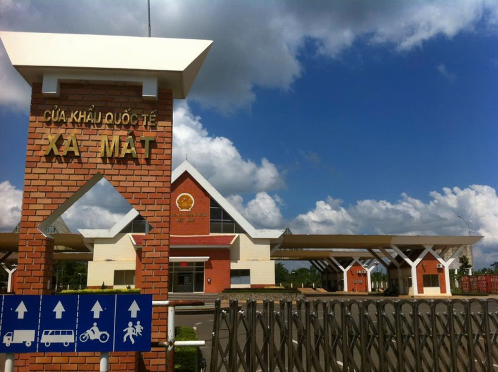 Cửa khẩu Xa Mát