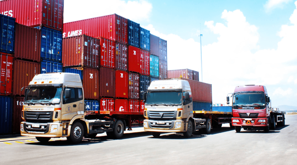 dịch vụ vận chuyển xe container