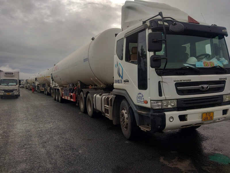 dịch vụ vận chuyển xe chở LPG