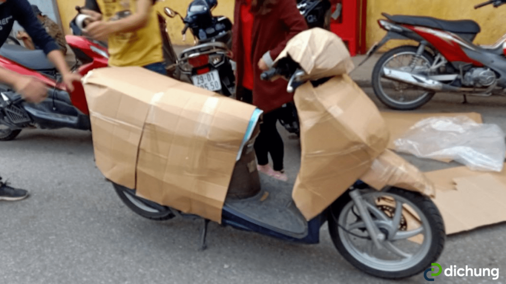 Hướng dẫn bọc xe máy đúng kỹ thuật