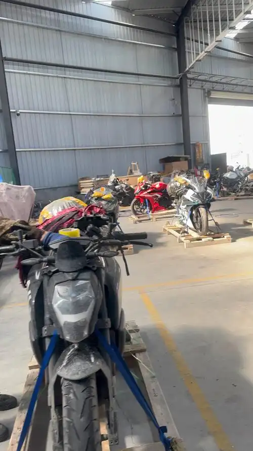 Chành Xe Chuyên Vận Chuyển Xe Máy Giá Cạnh Tranh