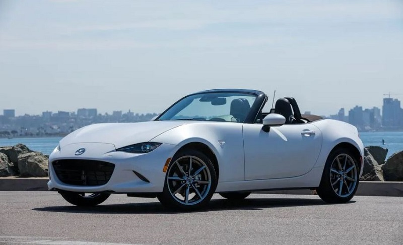 Mazda MX-5 mui trần