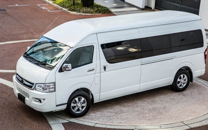 Giá Vận Chuyển Xe Ô Tô 12 Chỗ Đi Bắc Nam