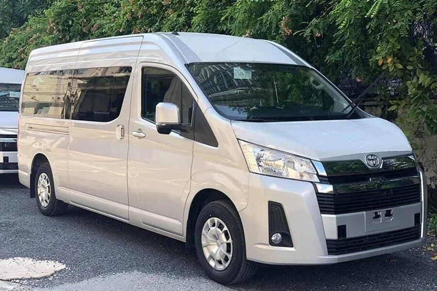 Giá Vận Chuyển Xe Ô Tô 15 Chỗ Đi Bắc Nam