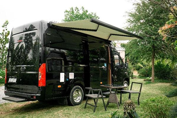 Xe camper van tự độ