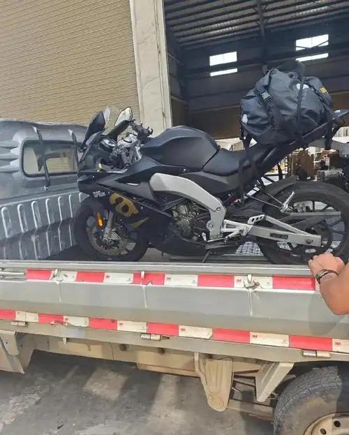 Có Được Gửi Xe Máy Kèm Hành Lý Cá Nhân Không?